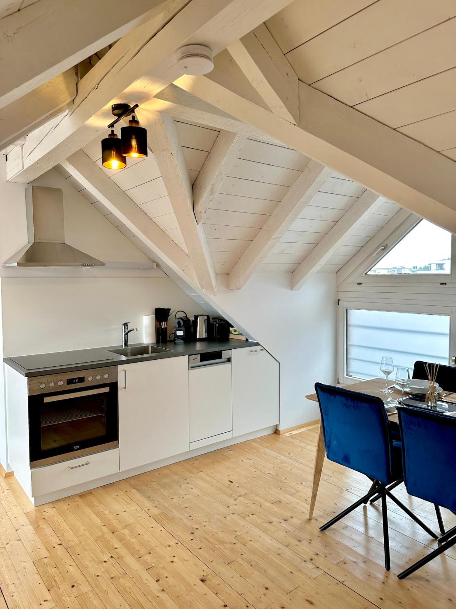 Zentrale Wohnung Mit Dachterasse Bregenz Exteriör bild